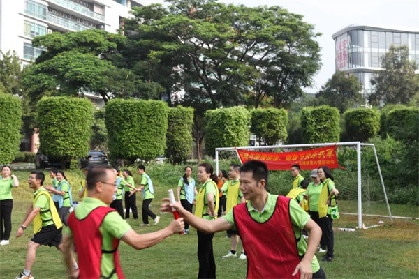 運(yùn)動(dòng)與激情碰撞，健康與快樂共享—廣東博皓第六屆運(yùn)動(dòng)會(huì)   -傳統(tǒng)接力賽